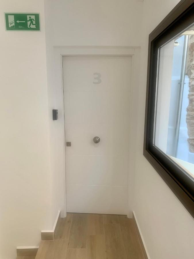 Puerta De 3 * Caces